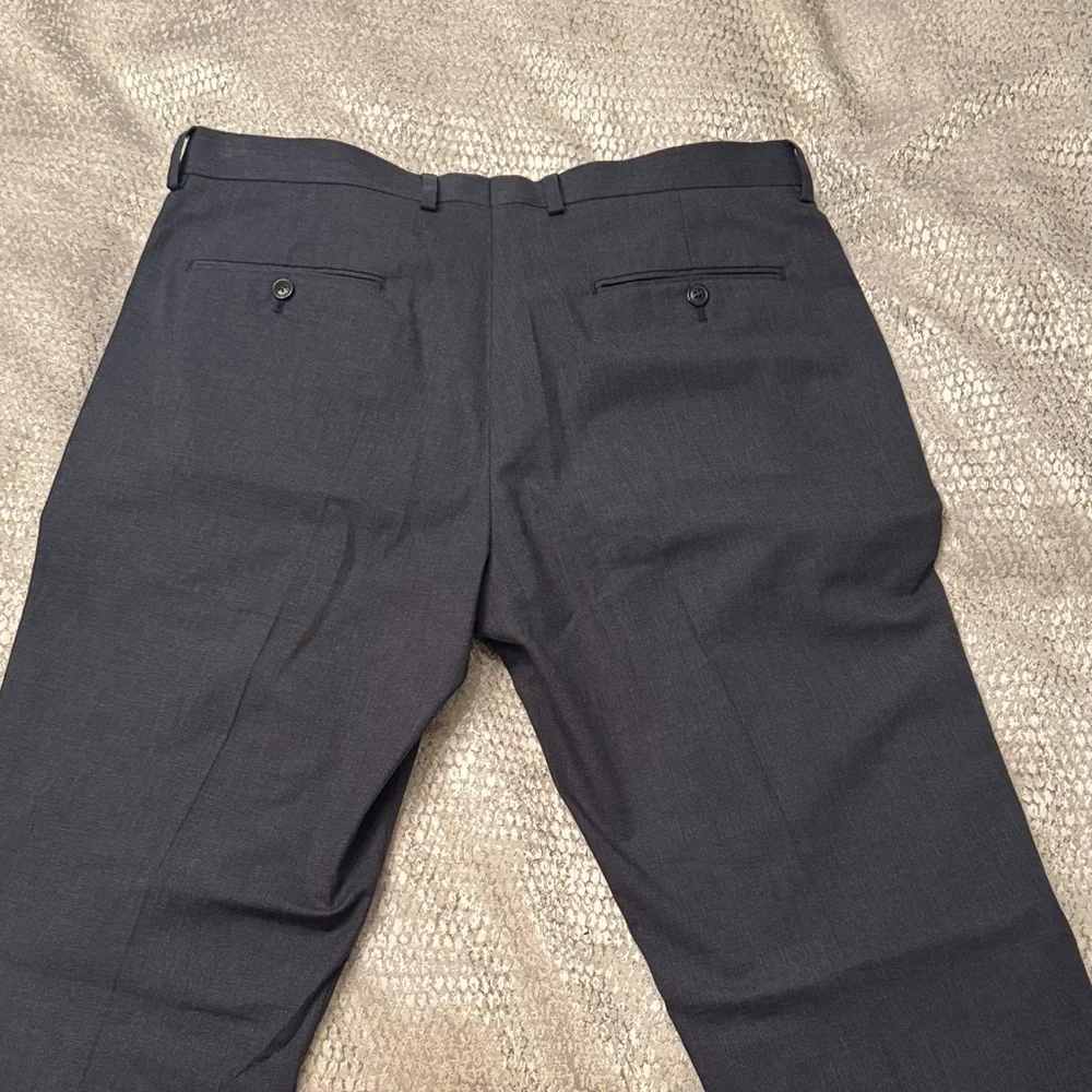 J.Crew Ludlow Slim-fit suit pant in Italian cotton blend Dark Gray (slate) 33x30 - Picture 4 of 7